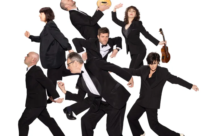 The Ukulele Orchestra of Great Britain – 40th Anniversary Tour