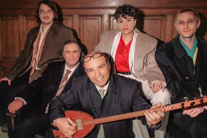 Ozan Ata Canani & Die Demokratie