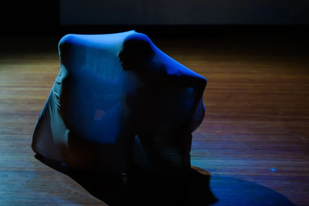 Verknäulen. Über Angstmut.