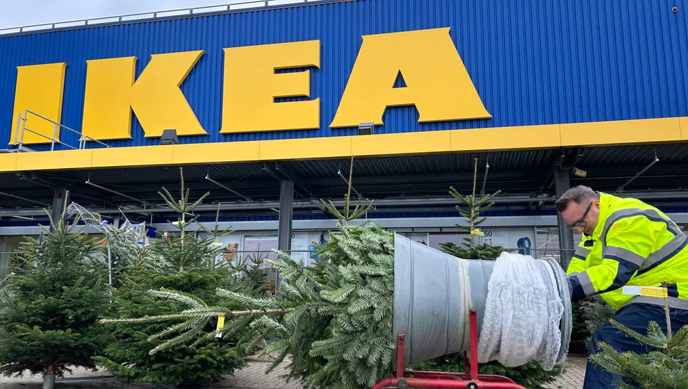 Weihnachtsbaumverkauf bei IKEA in Brinkum